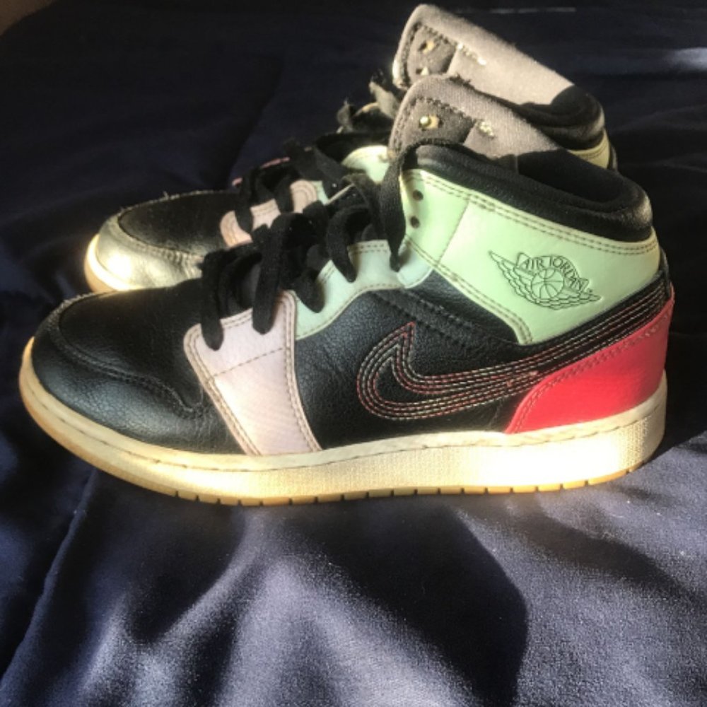 Air Jordan 1 Mid SE PS Glow in the Dark Sneakers